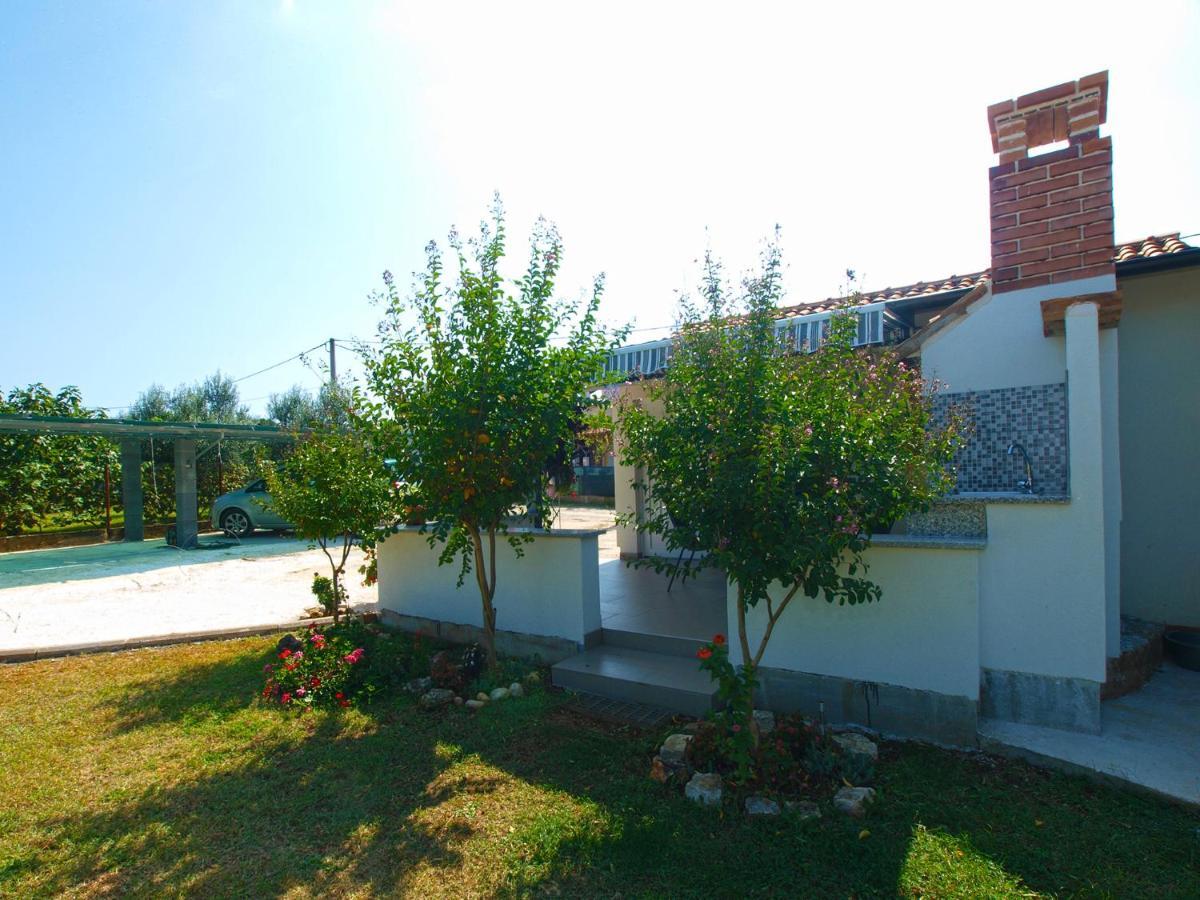 House Ankica 1818 Villa พูลา ภายนอก รูปภาพ