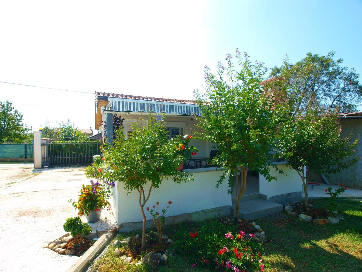 House Ankica 1818 Villa พูลา ภายนอก รูปภาพ
